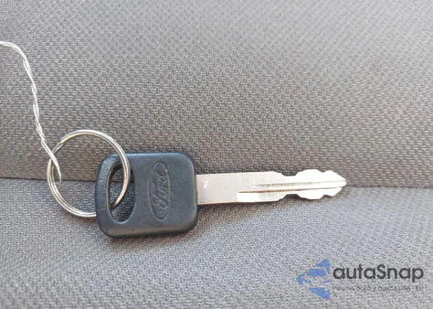 2011 Ford E-250 Commercial z USA, uszkodzony, nr VIN 1FTNE2EW4BDA39766